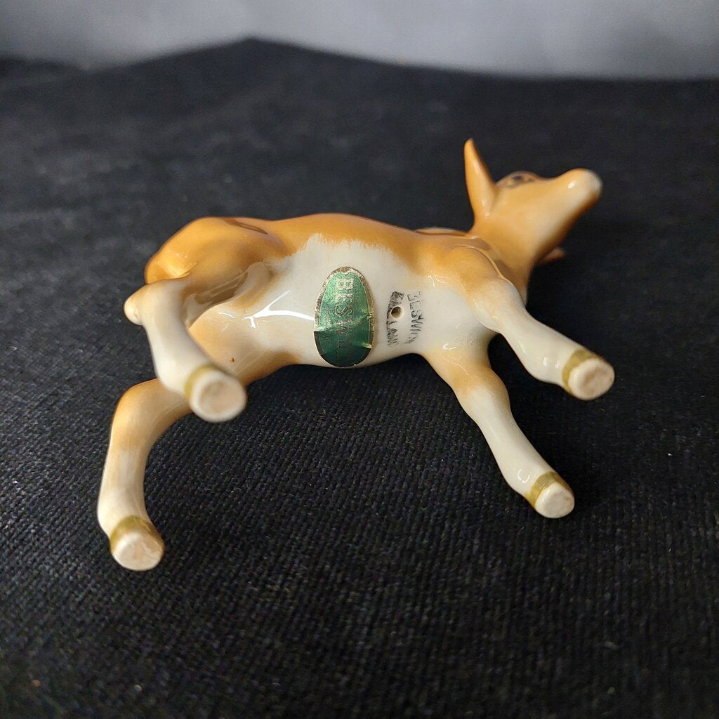 1249A Beswick Guernsey Calf 1952-1953 First Version - The URBANARY Home and Garden