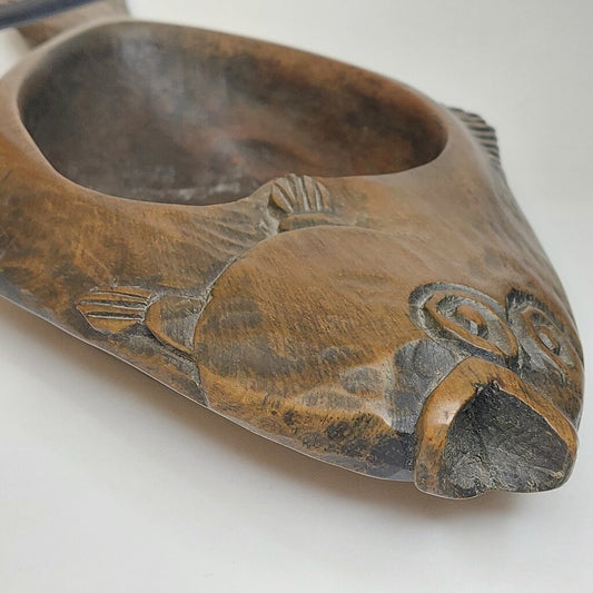 1979 Signed Simon Charlie Coast Salish Cowichan Tribes Carved Halibut Bowl