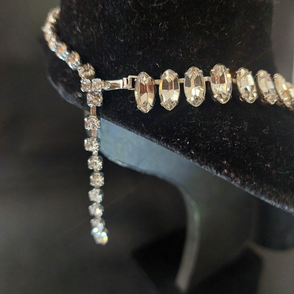 1950 Fenichel NYC Austrian Crystal Bib Necklace 12 to 15 inches long