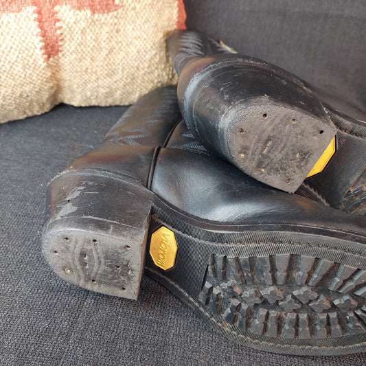 Boulet Black Western Work Book #8120 CSA Steel Toe Mens Size 6 1/2 Wide Womens Size 8 Wide - The URBANARY Home and Garden