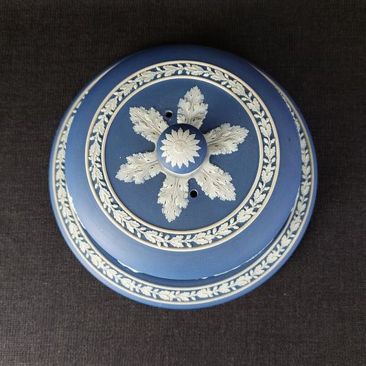 Wedgwood Jasperware Cheese Dome and Underplate 4 1/2 Inches High