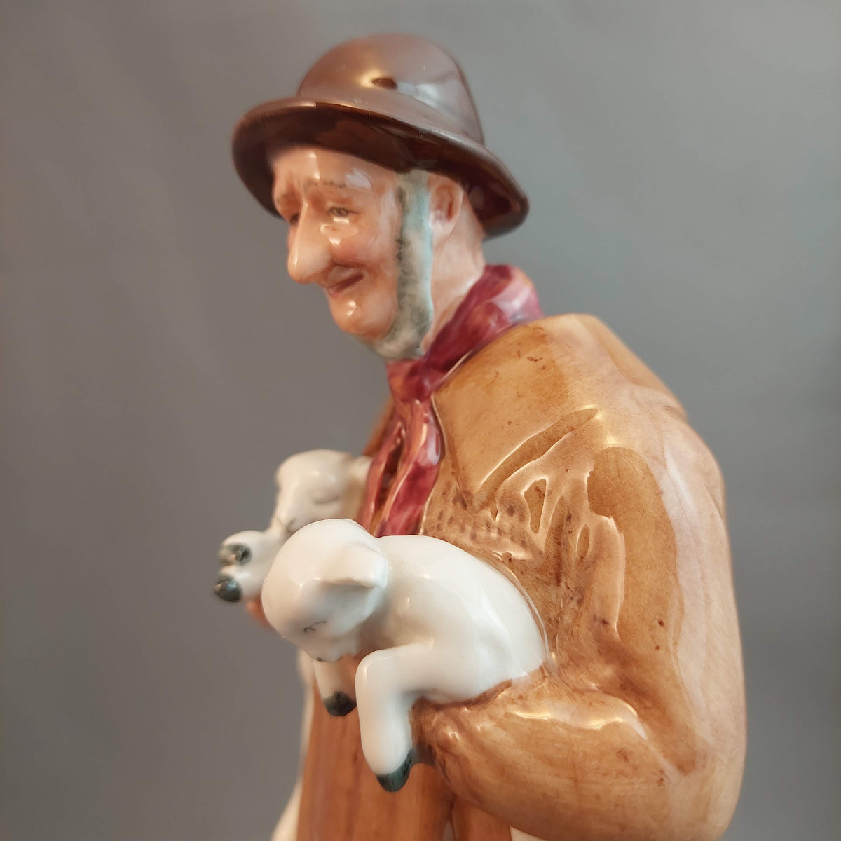 Royal Doulton "Lambing Time" HN 1890 8.5 inches Ex. Cond.
