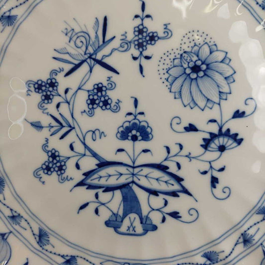 RARE 1930s Meissen Blue Onion ROUND PLATTER Scalloped Fluted Rim - The URBANARY Home and Garden