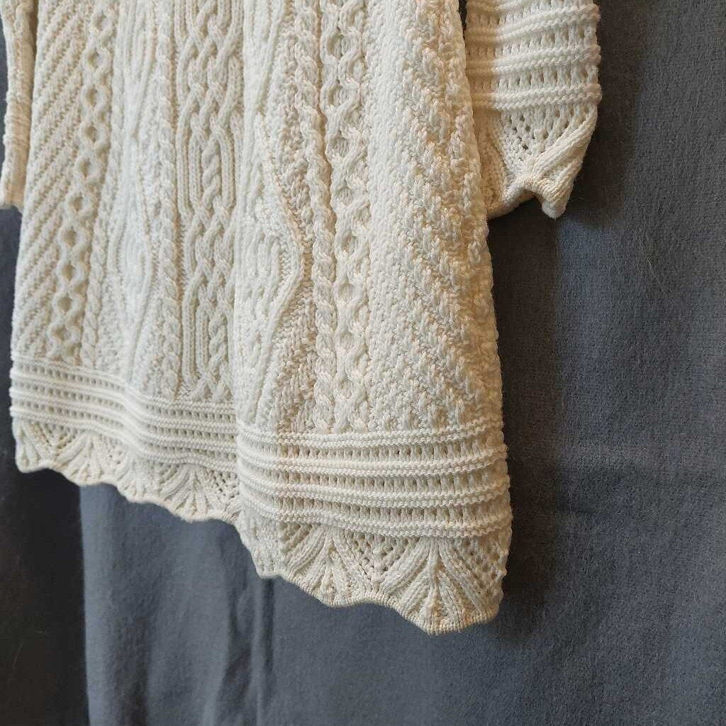 As New 100% Merino Wool Cable Knit Long Sleeve Dress Irish Store Ireland - The URBANARY Home and Garden