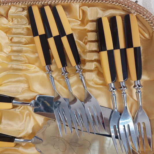 1940 Solingen Art Deco Cake Servers and 6 Forks w. Bakelite Handles