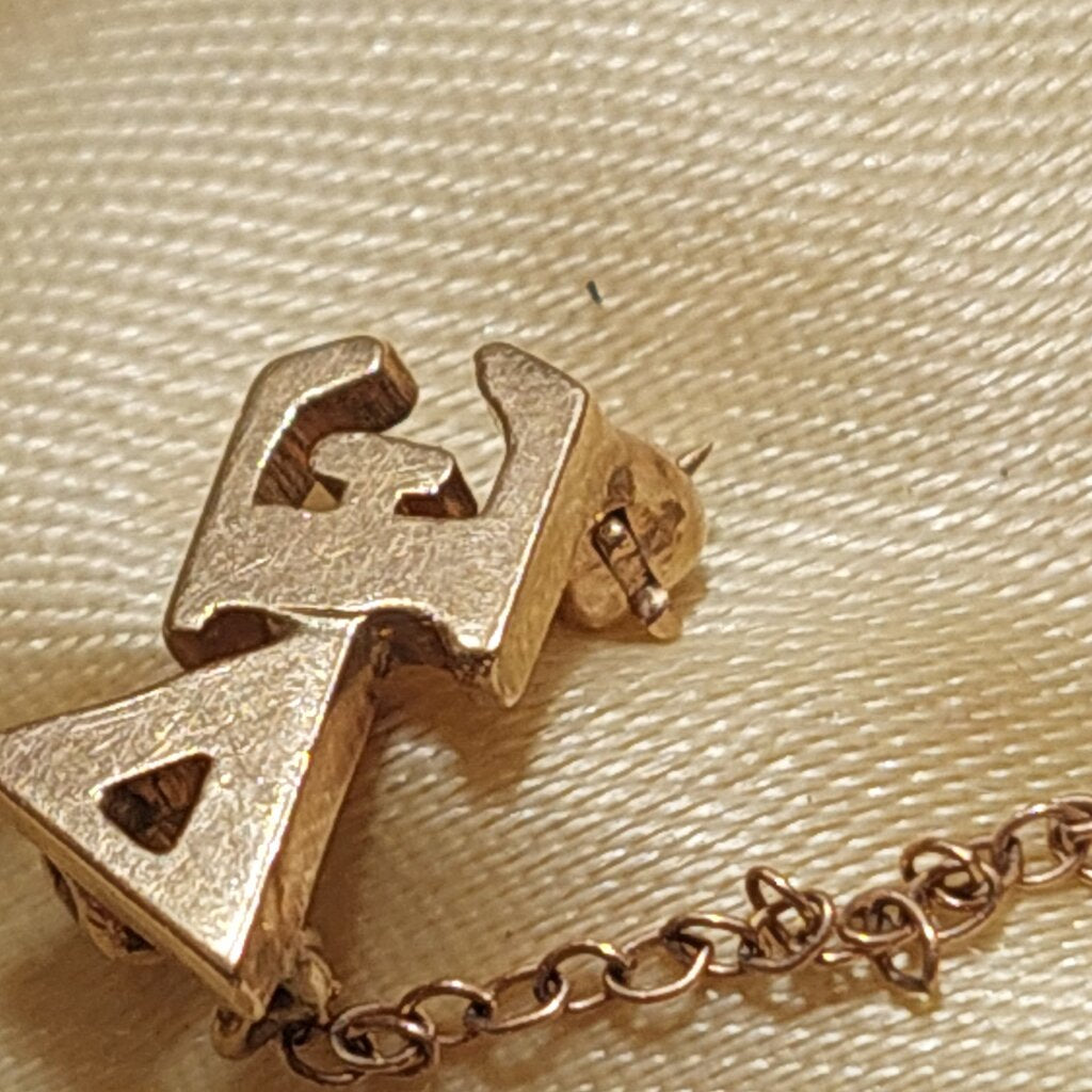 10k Gold Sigma Kappa Skull Badge w. Seed Pearls and Guard