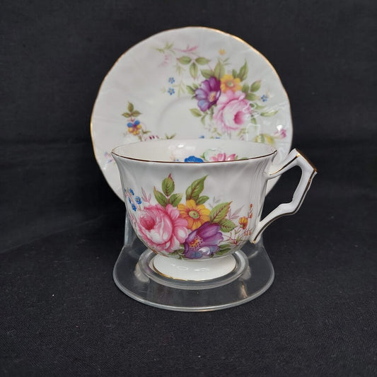 Vintage AYNSLEY "Crocus Shaped" and Embossed Tea Cup and Saucer - The URBANARY Home and Garden