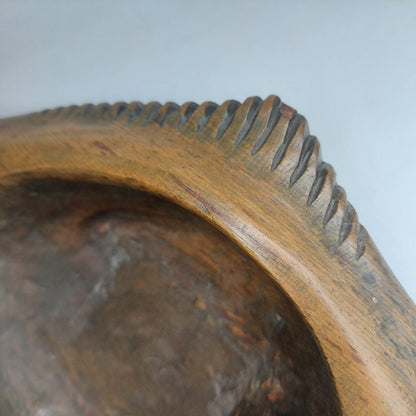 1979 Signed Simon Charlie Coast Salish Cowichan Tribes Carved Halibut Bowl