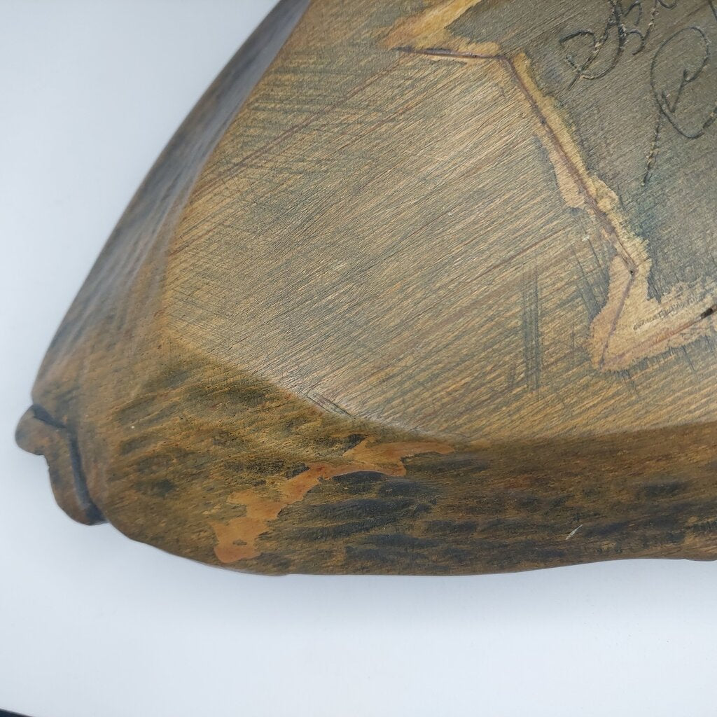 1979 Signed Simon Charlie Coast Salish Cowichan Tribes Carved Halibut Bowl