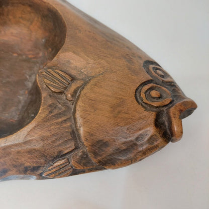 1979 Signed Simon Charlie Coast Salish Cowichan Tribes Carved Halibut Bowl