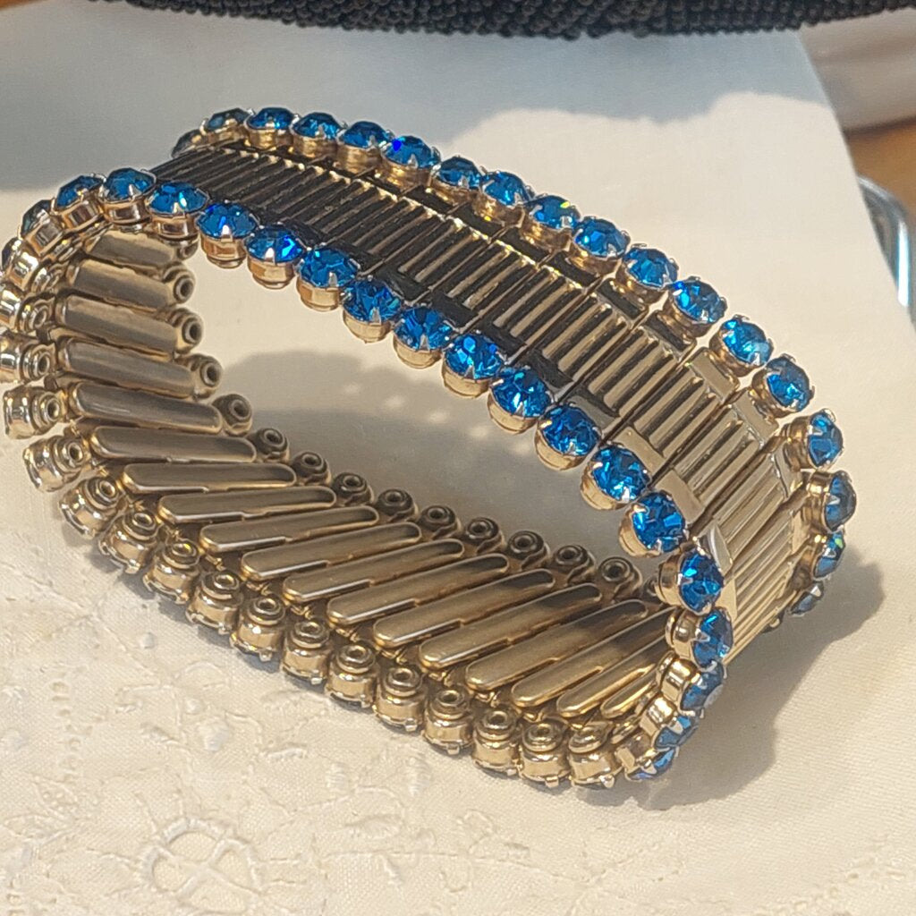 1950s HARWOOD Expanding Bracelet w. Blue Prong Set Rhinestones