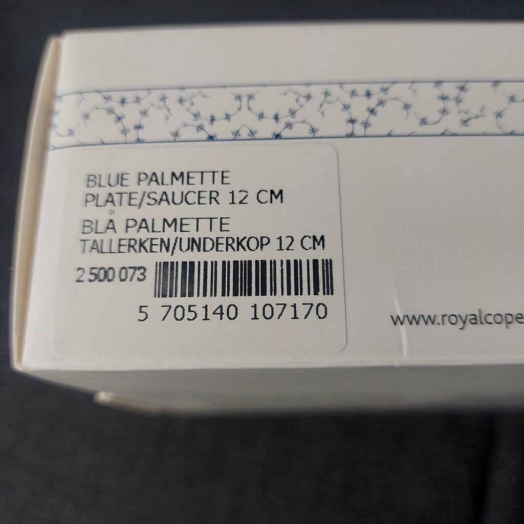 Royal Copenhagen Blue Palmette Tea Cup with Handle 2500069 7.25cm dia White