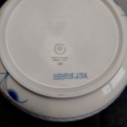 Royal Copenhagen Blue Palmette Teapot 700ml 1017413 Boxed Preowned Unused - The URBANARY Home and Garden