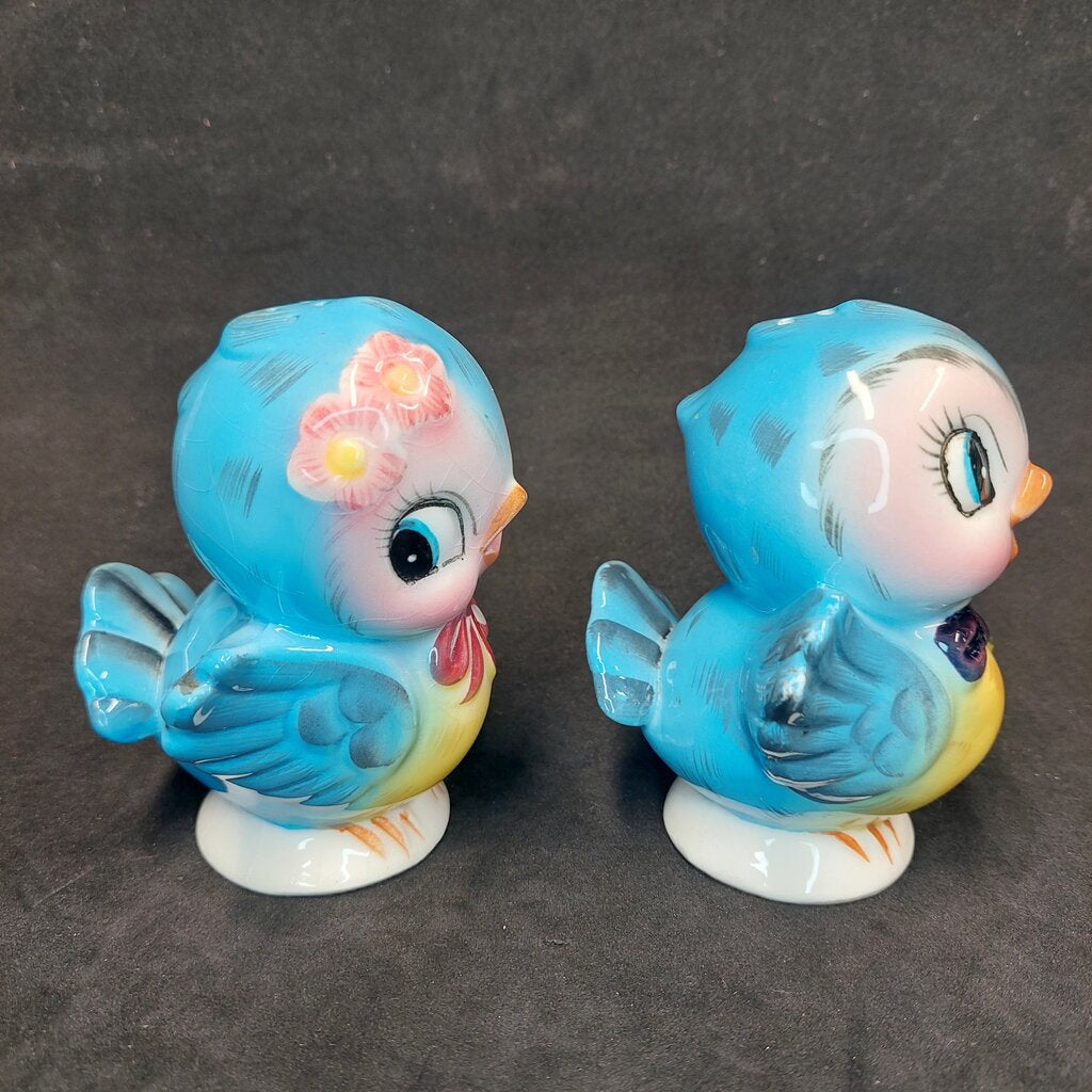 Vintage Lefton Bluebird Salt and Pepper Shakers Japan