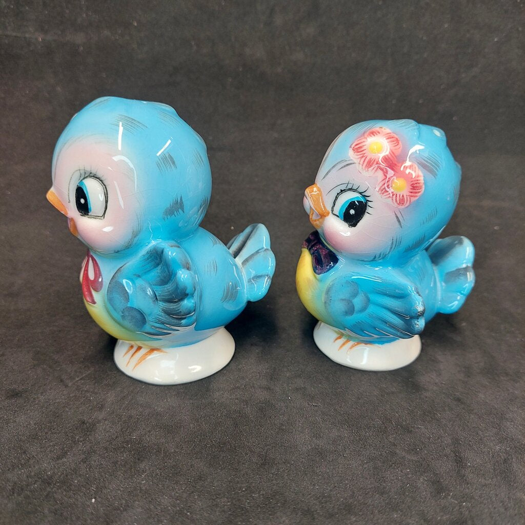 Vintage Lefton Bluebird Salt and Pepper Shakers Japan