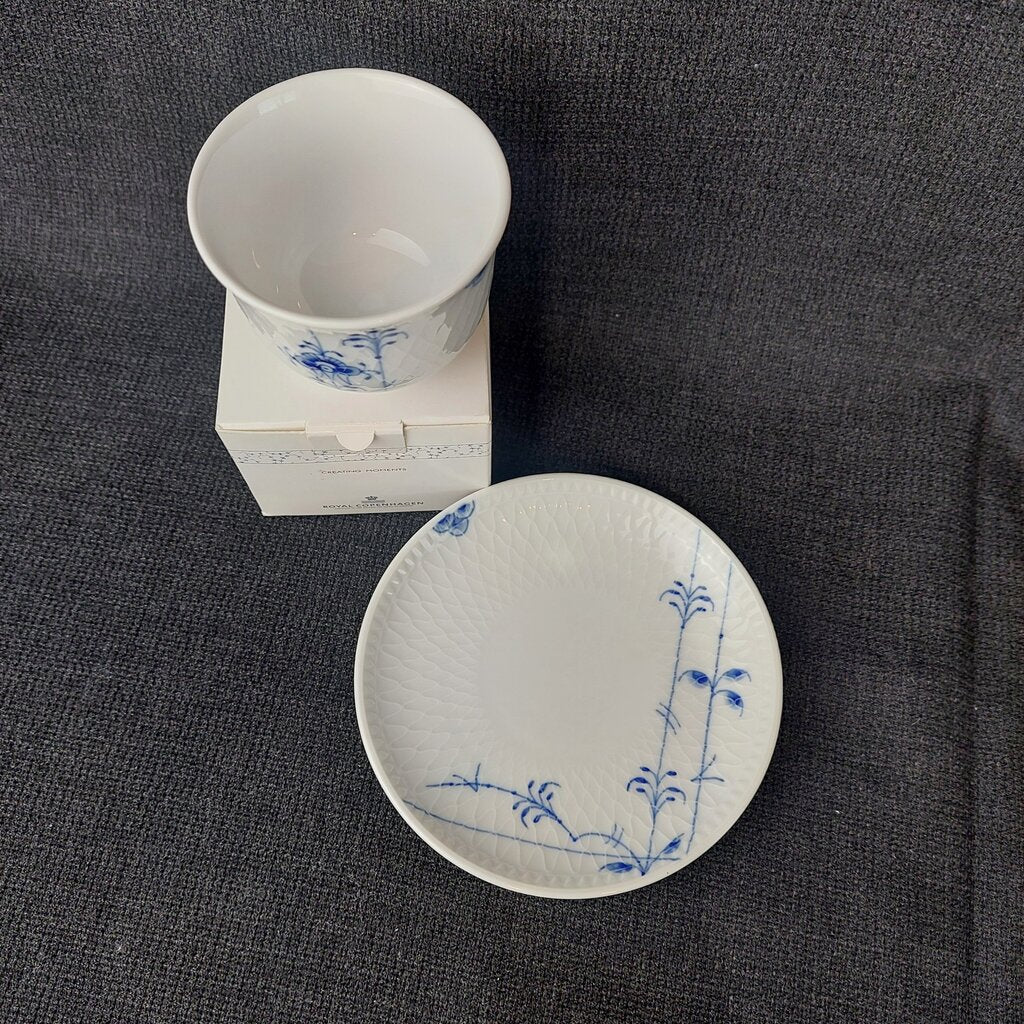 Royal Copenhagen Blue Palmette Cup and Plate Boxed Pre-owned Unused