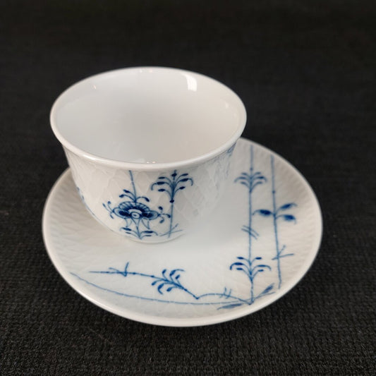 Royal Copenhagen Blue Palmette Cup and Plate Boxed Pre-owned Unused