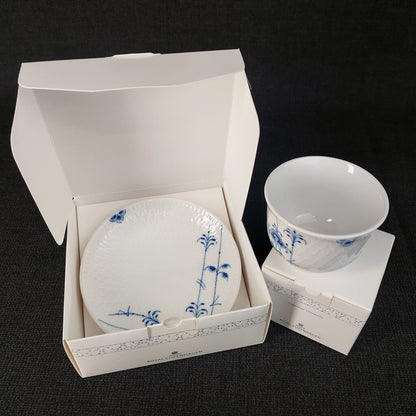 Royal Copenhagen Blue Palmette Cup and Plate Boxed Pre-owned Unused