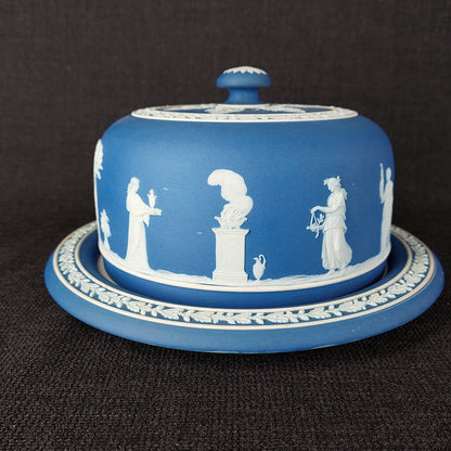Wedgwood Jasperware Cheese Dome and Underplate 4 1/2 Inches High - The URBANARY Home and Garden