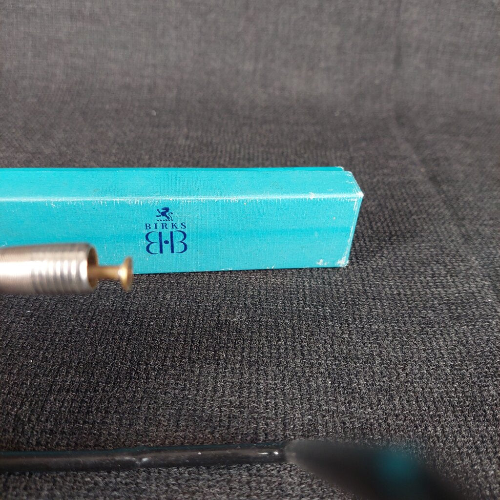 1950s Birks Sterling Silver Cigarette Holder w. Spring Eject 4 Inches - The URBANARY Home and Garden