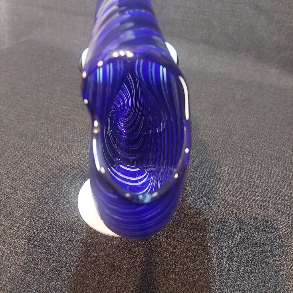 Signed Nicola Moretti Filigrana Fish Murano Glass Art - The URBANARY Home and Garden