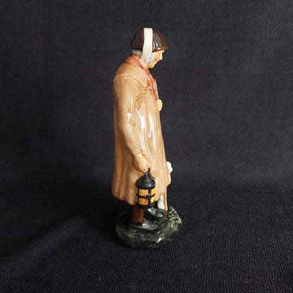 1945 - 1975 Royal Doulton Figurine "The Shepherd" HN1975 - The URBANARY Home and Garden