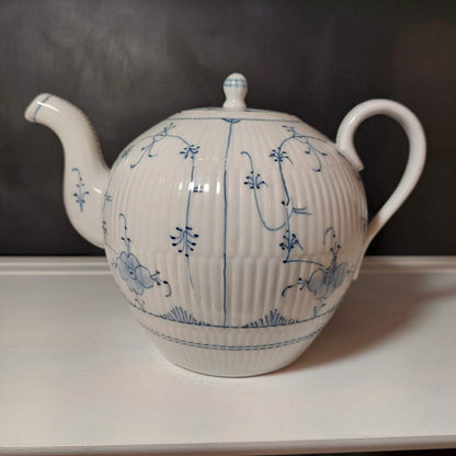 Antique Rauenstein 1850-1897 Strawflower Teapot Ex. Cond. - The URBANARY Home and Garden
