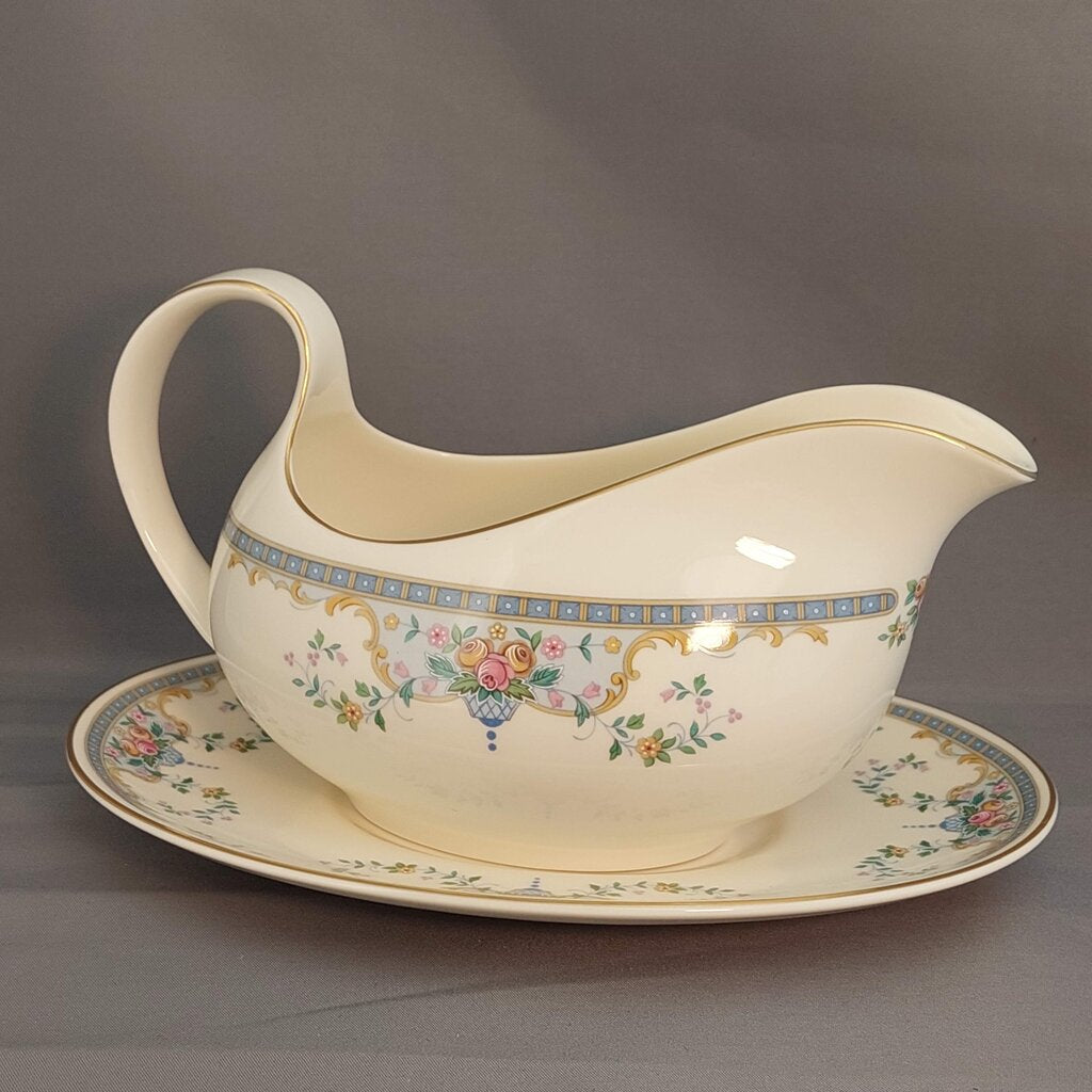 Royal Doulton Juliet N 5077 Gravy Boat and Underplate Romance Collection