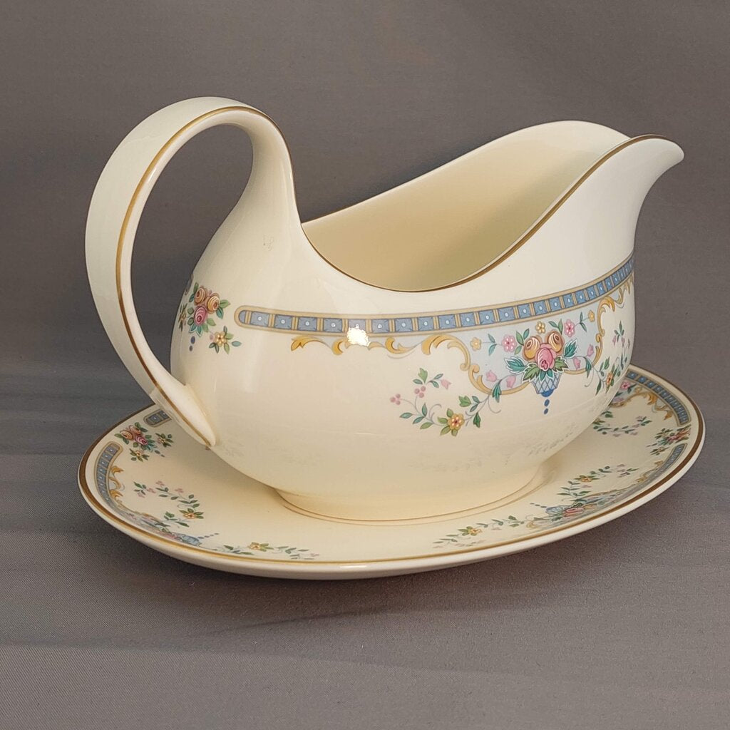 Royal Doulton Juliet N 5077 Gravy Boat and Underplate Romance Collection