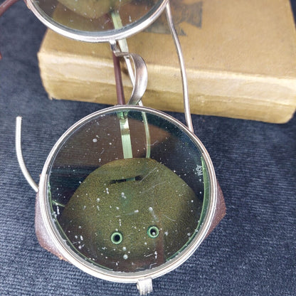 VTG American Optical Welding AOM Goggles With Leather Blinds, Green Military/Welding Grade Lenses (NOT for Modern Use)