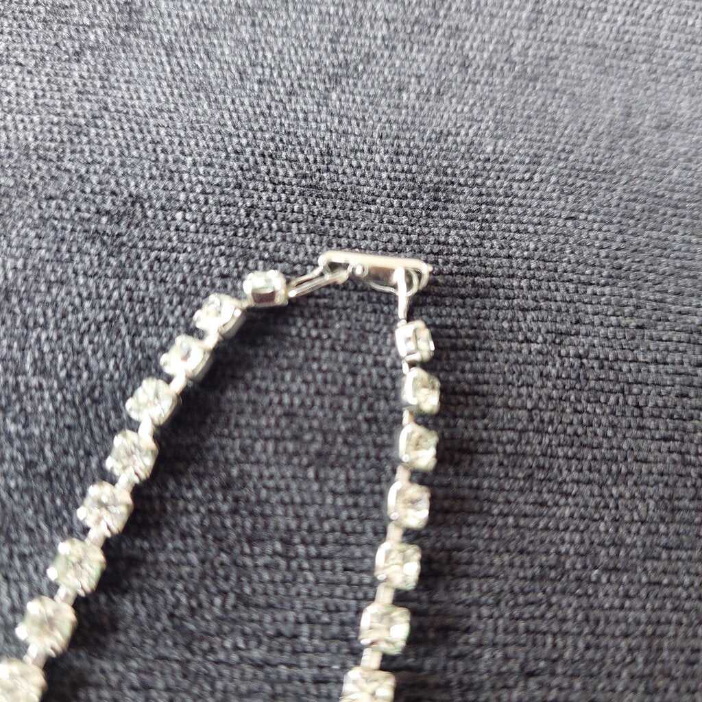 1930s Jay Flex Sterling Drop Necklace w. Austrian Crystals