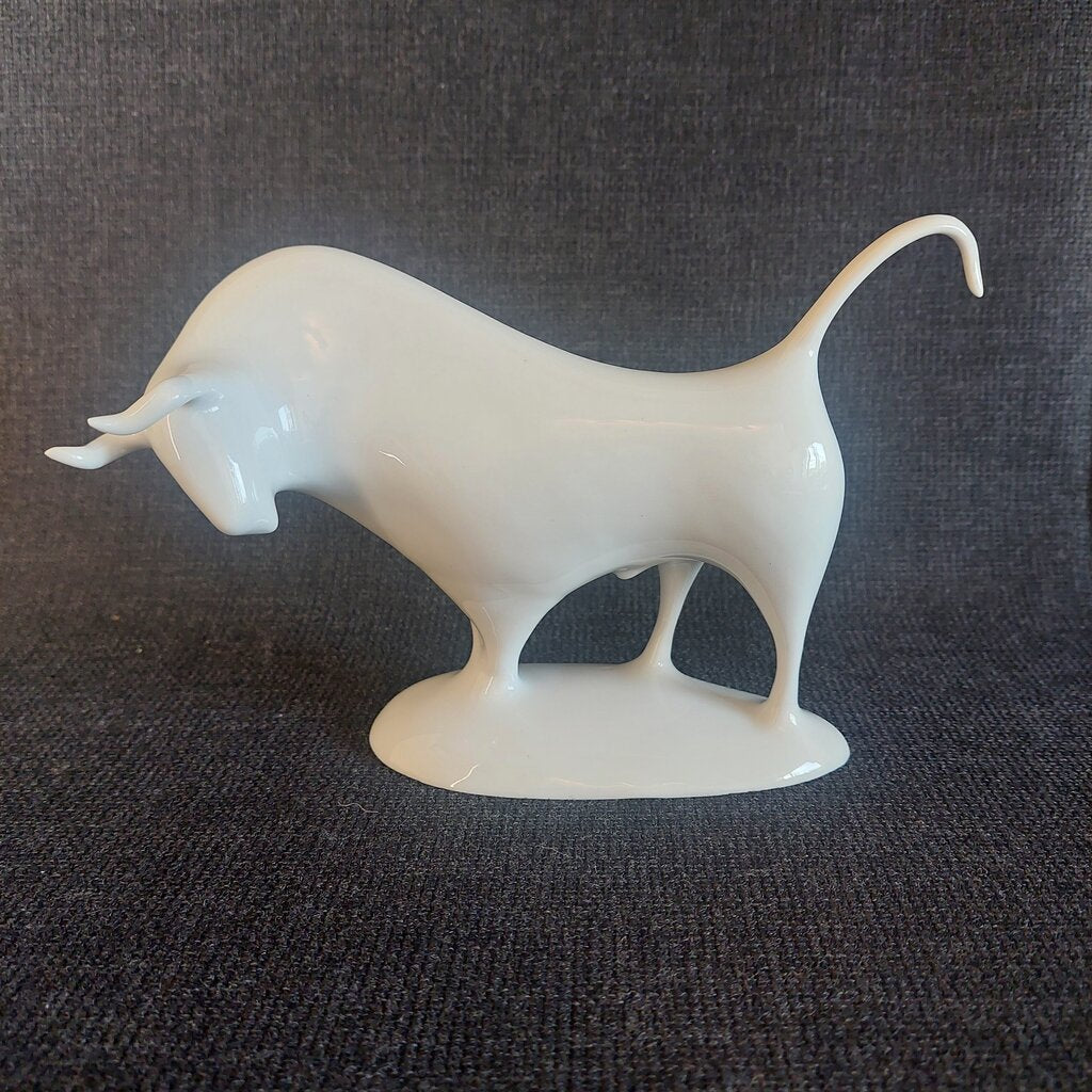 Royal Dux Czechoslovakia Porcelain Bull Figurine No. 836 | Minimalist Glossy White Standing Bull | Pink Triangle Mark