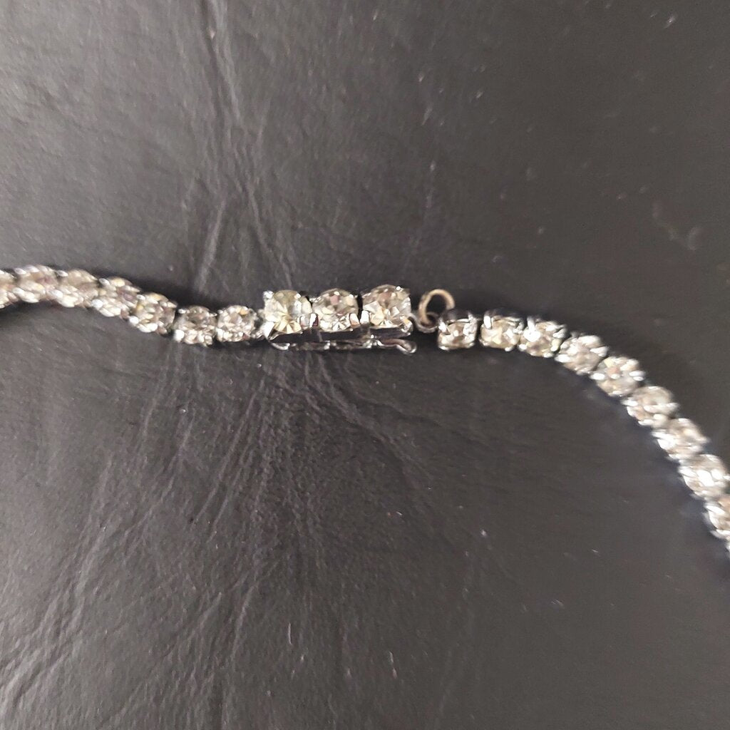 1950s Vintage Rhinestone Necklace Pear Baguette Crystal Fish Hook Clasp 16"