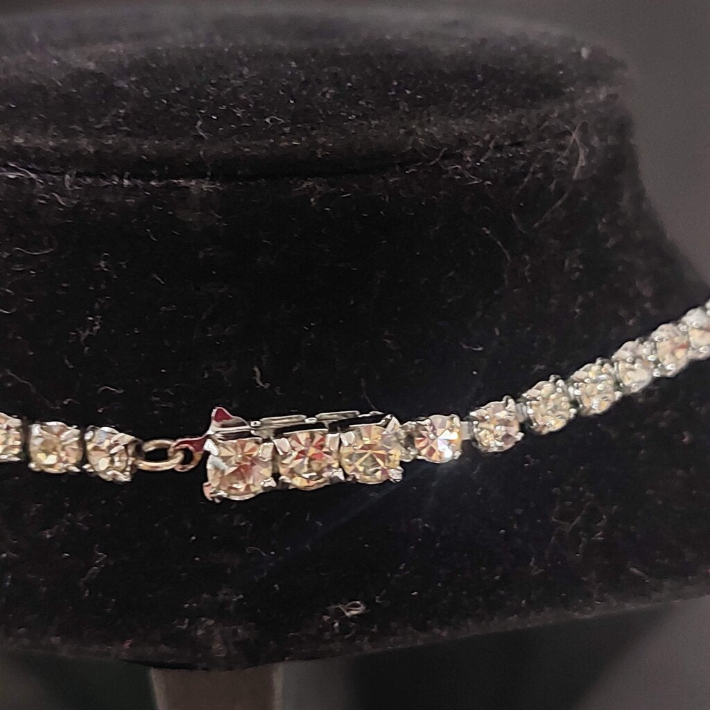 1950s Vintage Rhinestone Necklace Pear Baguette Crystal Fish Hook Clasp 16"