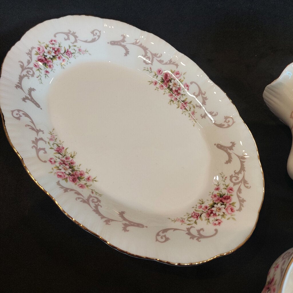 Paragon Rose Bouquet Creamer Sugar Bowl Underplate Set Royal Warrant England
