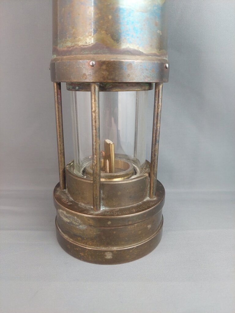 Vintage 1984 Norm Thompson Cambrian Miner's Lamp – E. Thomas & Williams Brass No. 134965