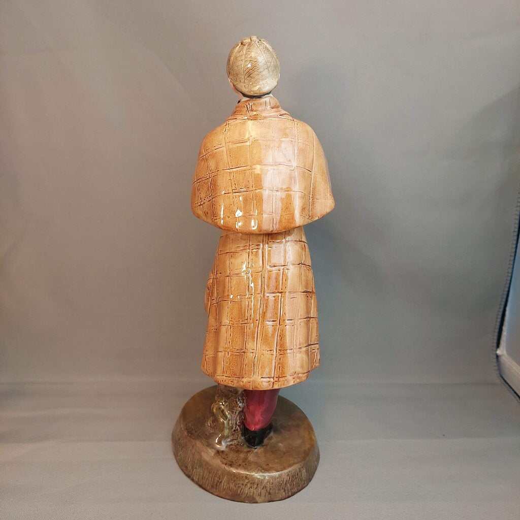 Royal Doulton. "The Detective" Figurine HN 2359. Excellent Condition