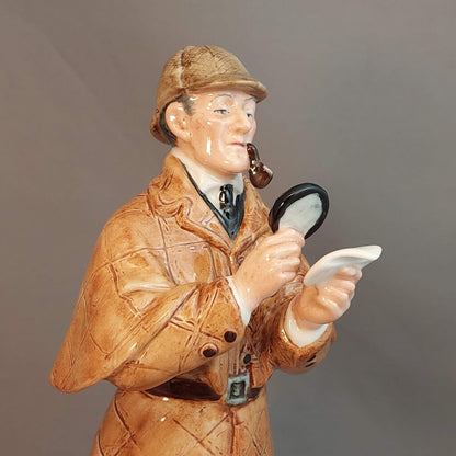 Royal Doulton. "The Detective" Figurine HN 2359. Excellent Condition