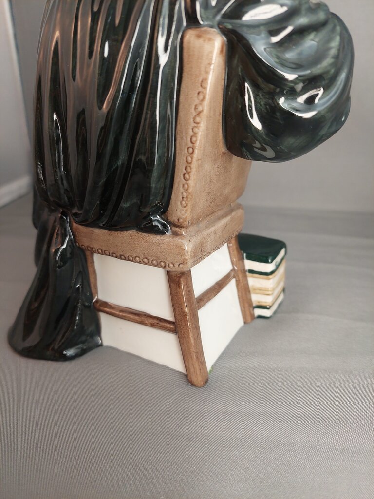 Royal Doulton The Professor Figurine HN 2281 1960s England Ex Cond 7 1/2 in.