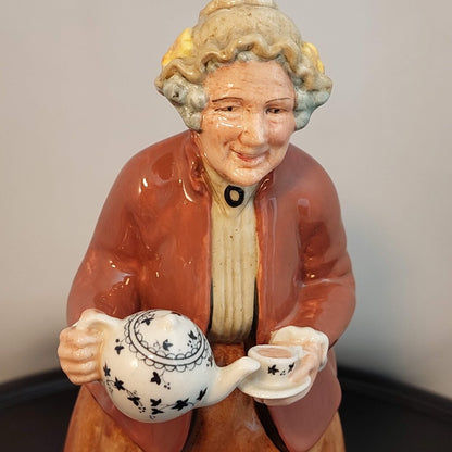 Royal Doulton Teatime Figurine 7 1/4 in HN 2255 Ex. Cond.