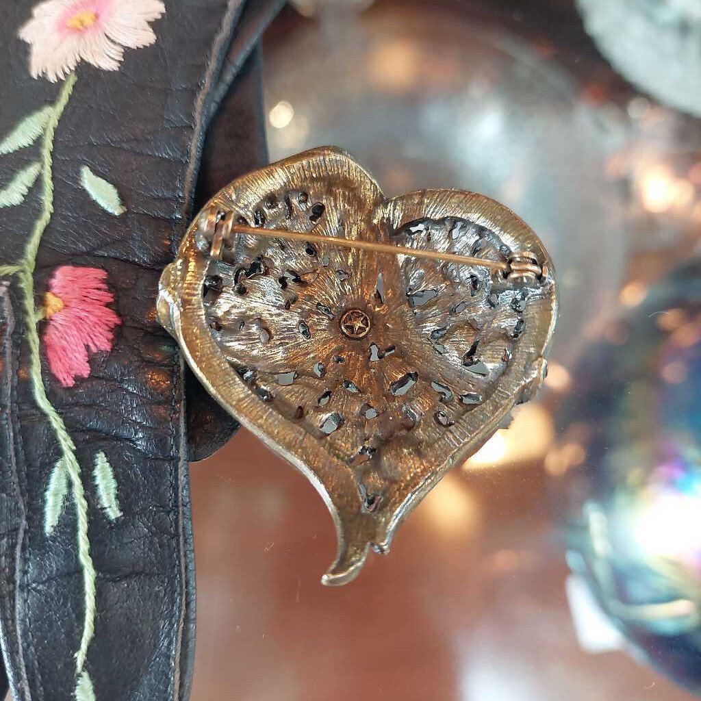 Signed Vintage HD MERRITT Heart Shaped Rhinestone Brooch