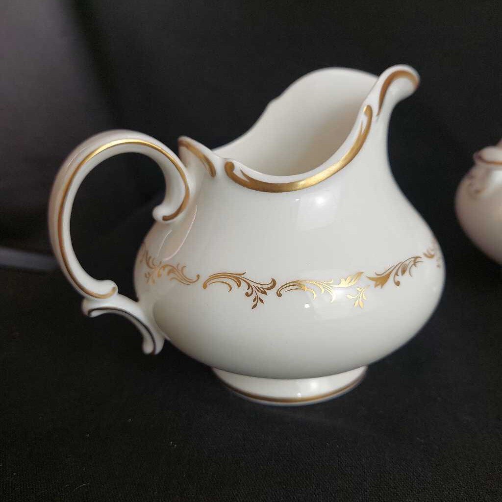 RARE RICHELIEU Royal Doulton H4957 Cream and Sugar (Iid missing)