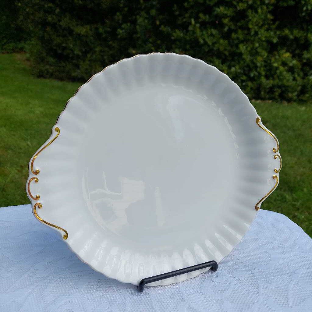 As New VAL D'OR 9 Inch CAKE PLATE Serving Platter by Royal Albert England