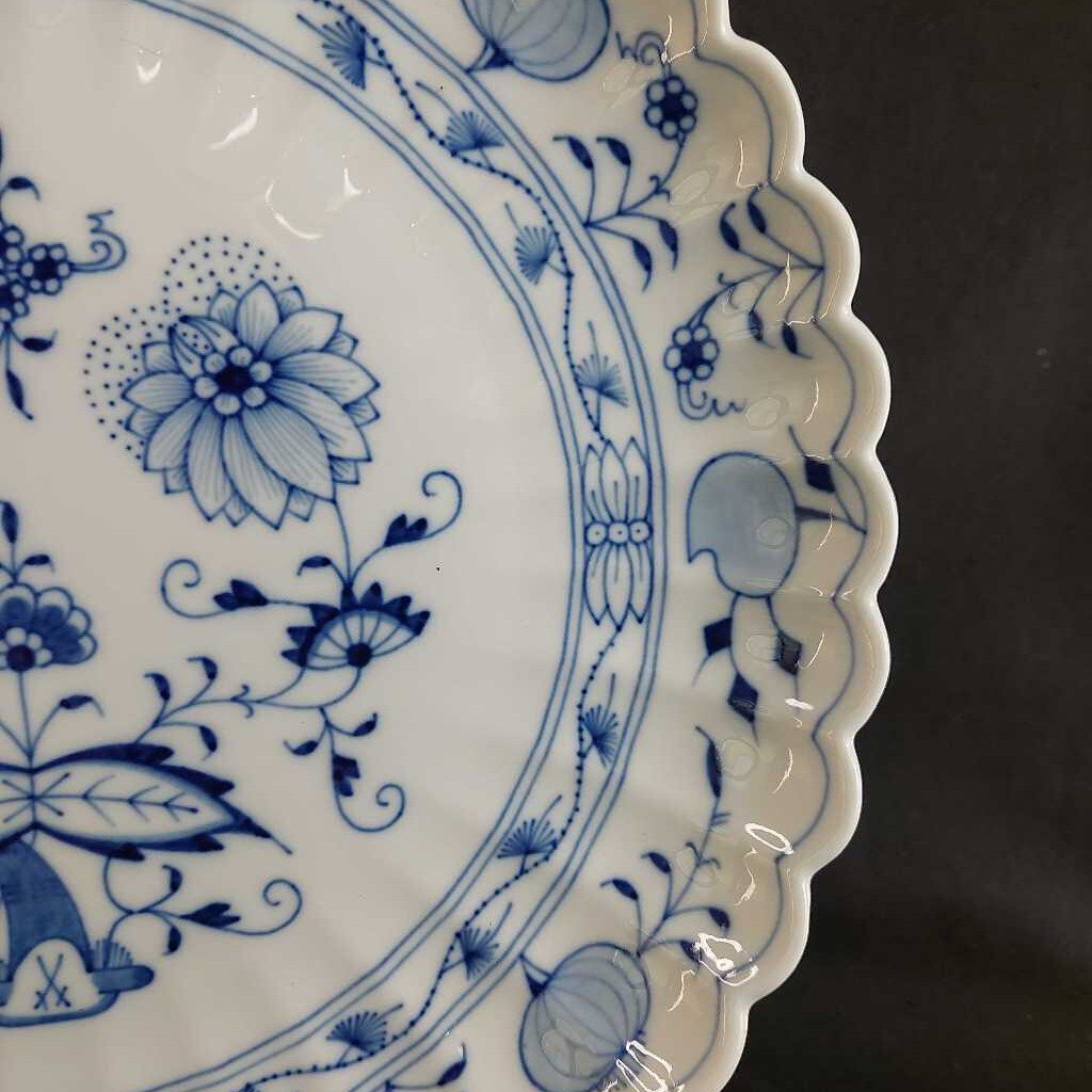 RARE 1930s Meissen Blue Onion ROUND PLATTER Scalloped Fluted Rim