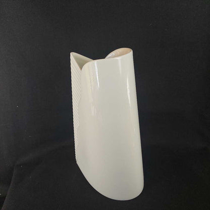 1960s UTA FEYL Design Studio Line Vase for ROSENTHAL Germany - The URBANARY Home and Garden
