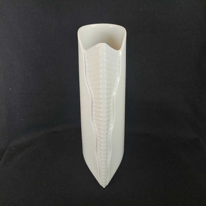 1960s UTA FEYL Design Studio Line Vase for ROSENTHAL Germany - The URBANARY Home and Garden