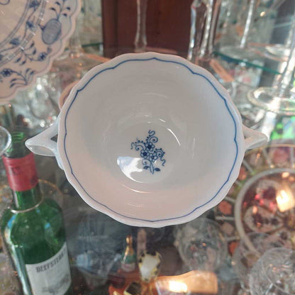 BLUE ONION 2 Pc Cream SOUP Bowl and Coupe Saucer Hutschenreuther Selb