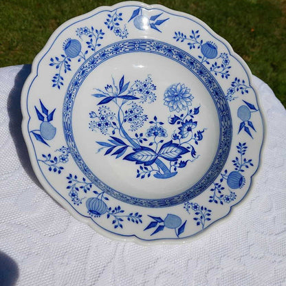 BLUE ONION "Tiefer Teller" Deep Dinner Plate Bowl Hutschenreuther Selb