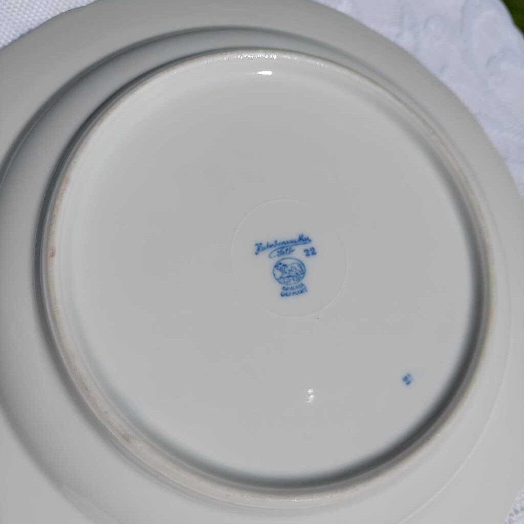 BLUE ONION 10 Inch Dinner Plate by Hutschenreuther Selb