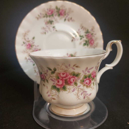 Lavender Rose TEA CUP & SAUCER by Royal Albert